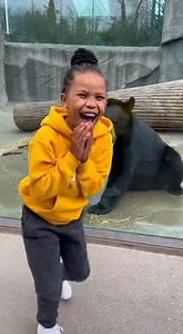 1.1M views · 2K reactions | ZOO SPECTACLE: YOUNG GIRL TRICKS BEAR...