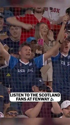 The Tartan Army took over Fenway Park 🤯