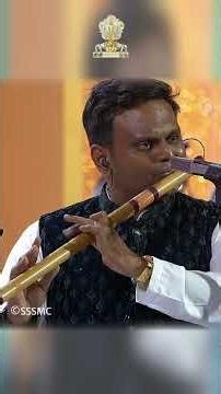 लव इस माय फॉर्म | Love is My Form | Prague Philharmonic Orchestra झलकियाँ - 8