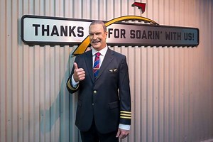 Patrick Warburton Surprises Guests in Soarin’ Over California at Disney California Adventure | Chip and Company