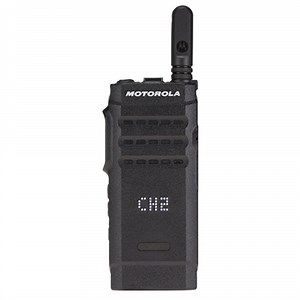 Motorola SL300 UHF Radio 99-Channels with Display [AAH88QCP9JA2AN]