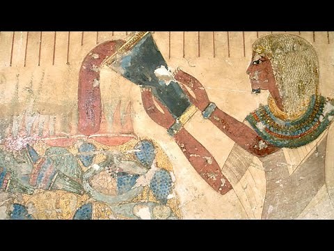 What Hieroglyphics Say About the Women of Ancient Egypt