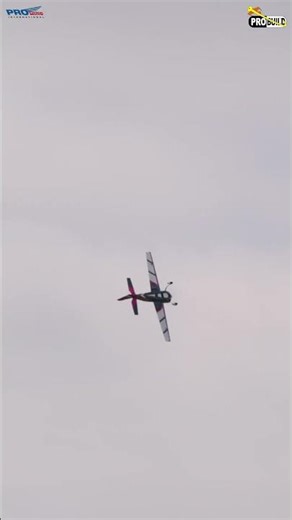 Extreme Flight Extra Knife Edge Pass ProWing #knifedge #pass #3d #rc #extremeflight #rcaircraft