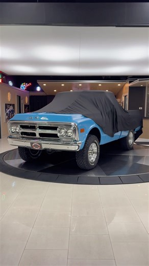 Unveiling our New Arrival! 1969 GMC 1500 Pickup 4X4 🩵🔥 Available Now!