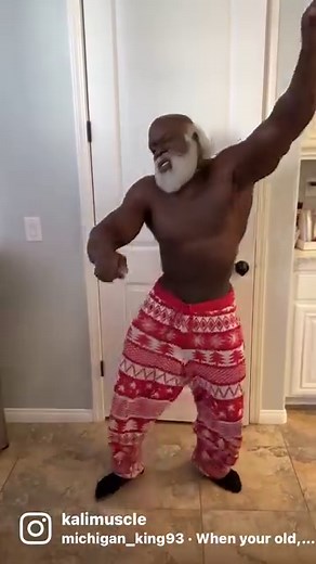 4.7M views · 35K reactions | Old as “F”, but move young as “F”. #Old #young #grandpa | Kali Muscle | Facebook