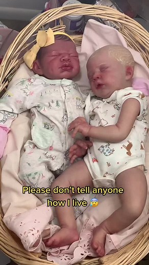 #DIYwithBlock #rebornartist #dollyfam #newbornbabies #art #messytiktok