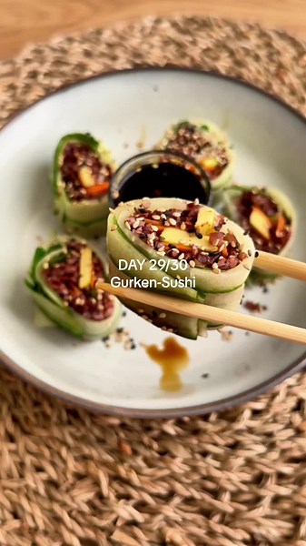 Gurken-Sushi: Leckeres Rezept für Erfrischung