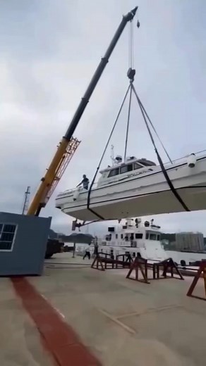 16K views · 300 reactions | Construction fails compilation #constructionfails #funny #adamrose #construction #worker | The Adam Rose Page Reactions | Facebook