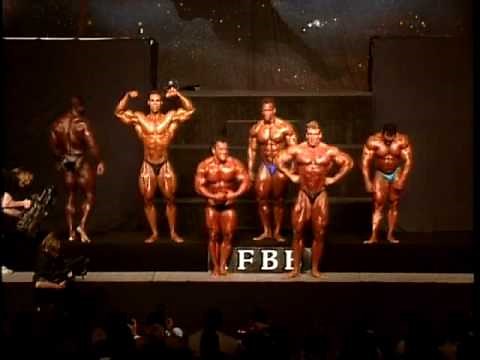 Lee Labrada at the 1992 Mr. Olympia Top 6 Posedown