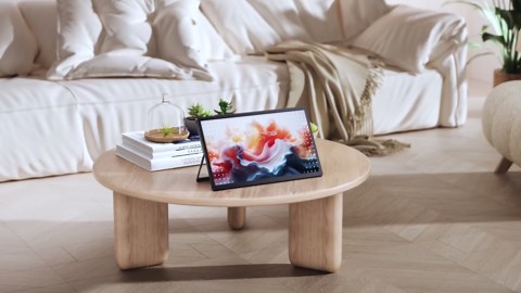 jumper 15.4 inch Tablet, Android 15 Tablet with Helio G99 Octa-Core Processor(Beat Unisoc T618), 2 in 1 Tablets with Keyboard Stand Case, 8GB RAM 256GB ROM, 10000mAh, BT5.2, 4 Speakers, 2.4G/5G WiFi