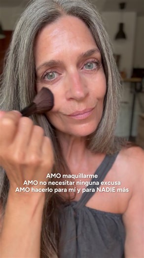 Hemos visto este trend y hemos tenido que hacerlo ✨ 💄