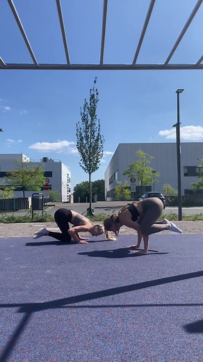 didn’t expect the last one😂😮‍💨 #calisthenics #workout #gymchallenge #sister #gymbuddys #fitness #gymrat #outdoorworkout #couple #couplegoals #gymcouple #goviral #fyp #foryou