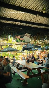 En la Finca de Rigo (@lafincaderigo) también se disfrutó del primer capítulo de #CosiacaLaSerie, esto fue una berraquera porque en ambas sedes se pudo disfrutar esta alharaca. Fue tarde familiar llena de emoción, risas y mucha energía. 💚🎥 #CosiacaPorTeleantioquia, domingos a las 7:30 p. m. con repetición los jueves a las 8:00 p. m. | Teleantioquia