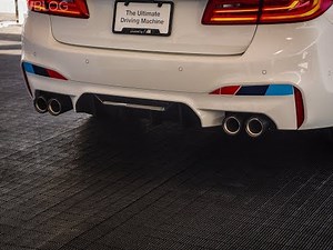 BMW M5 M Performance sound - cold start, revs