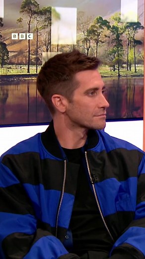 Jake Gyllenhaal's Transformation into his StrangeWorld Character