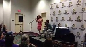Christian Kane held a special "storytellers session" concert for VIP ticket holders at Wizard World Ft Lauderdale Comic Con. Since it was Myka's 75th Kane gig, why not let her get up and sing along to Let Me Go? Boom! | Christian Kane