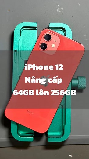 3.4K views | iPhone 12 nâng cấp lên 256GB màu đỏ, nhìn lạ mà cuốn thật  #easyfix #iphone12 #nângcấpbộnhớ | Easyfix.vn - Hệ thống sửa chữa điện thoại | Facebook