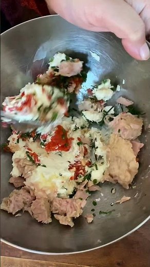 🇪🇸 Gefüllte Spitzpaprika - Tapas #shorts - Tapas Ideen unter einer Minute 🇪🇸