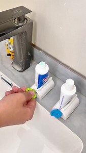 1.5K views · 28 reactions | Some little tools just make squeezing every last bit of toothpaste oddly satisfying 瘟 Make sure you’re following & comment “LINK” so you don’t miss the DM (it won’t show if you’re not following ) #HomeEssentials #BathroomHacks #LifeSimplified EverydayTools PracticalFinds TrendingNow | Esme Lane | Facebook
