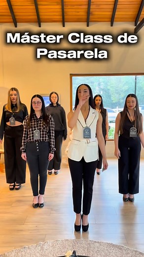 👠 Masterclass II: ¡Domina la Pasarela - Edición Superior! 🌟 ¡Lleva tu walk al siguiente nivel! Vuelve nuestra jornada intensiva de modelaje con un programa superior para que desfiles como una profesional. Lo que Perfeccionarás: ✨ Walk: Ritmo y Cadencia: El walk debe sincronizarse con el ritmo de la música y del desfile. No debe ser demasiado rápido ni demasiado lento, sino seguro y fluido ✨ Técnica Avanzada: Postura, equilibrio, coordinación y expresión facial de impacto. ✨ Posing Dinámico: Ad