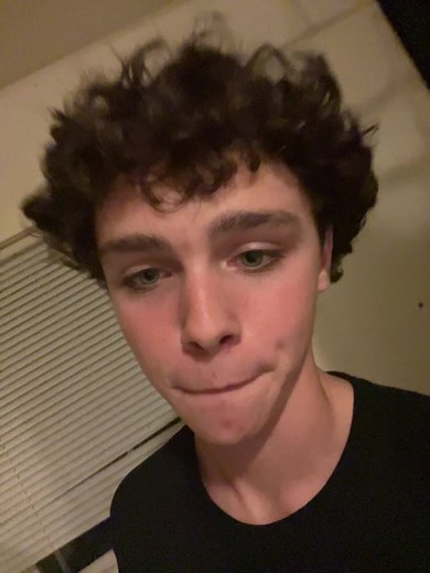 Ethan Miller (@the_ethanmillerrr)’s videos with mirrors speed up - 🎧