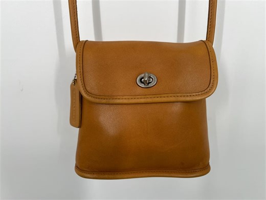 Vintage 90s Coach Honey Tango Flap #9049 / Made in Costa Rica / View Description for Measurements and Condition Details - Etsy