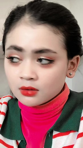 Styling Tips: How to Look Great in Stripes