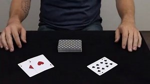 @lost_angelus center stacking with his new Limited Edition Mint. 󾓶󾓶󾓶 | 52Kards