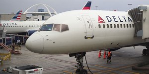 Airlines Are Already Waiving Fees Because of the Nor’easter Expected Friday