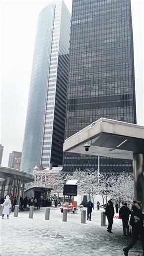 NYC.Low Manhattan.Whitehall terminal station.Subway South Ferry 1#snowinnyc#nycvibes#nycholidays