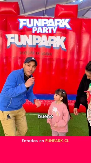 🎉 ¡La diversión también se vive en competencia! Hoy lanzamos un desafío en la Funpark Party: 🏃‍♂️ Quien complete el circuito y se lance primero por el tobogán… ¡gana una entrada! 🎟️ Saltos, risas, adrenalina y una ganadora feliz 😄 ¿Te animas al próximo reto? 📍 ¡Te esperamos en nuestras sedes para vivir la diversión en grande! #FunParkChile #FanParty #DesafíoInflable #VacacionesEnMovimiento ##diversiónengrande | Funpark Chile