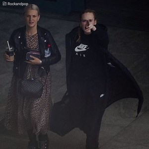 226K views · 392 reactions | The famous singer never imagined she’d be caught in one of the most embarrassing moments of her life. When she decided to lose weight, she stunned the world with her new look. However, many began to speculate that Adele's personality had also changed... and not for the better. | Icons + | Facebook