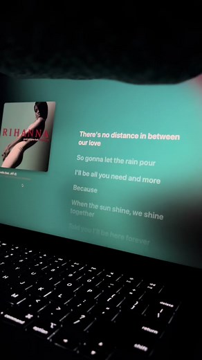 Rihanna Umbrella Lyrics