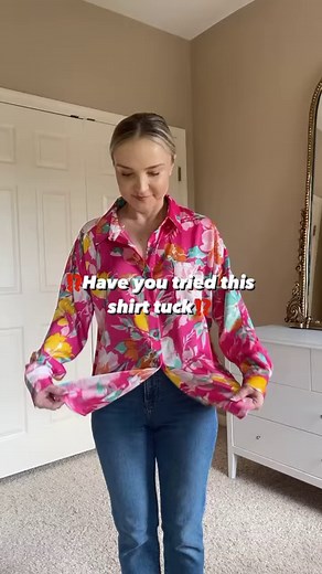 12K views · 194 reactions | ⁉️Have you tried this shirt tuck⁉️ ✔️Fold in the back for a cleaner look ✔️Leave a few buttons unbuttoned ✔️Pull each side through loops ✔️Tie them t #5374 | Trendist Fashion | Facebook