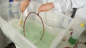 Vi lager store såpebobler