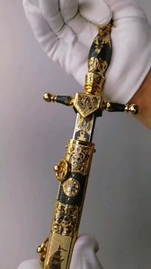 The history of daggers 😱। #shorts #viralvideo #fact | FactFinder