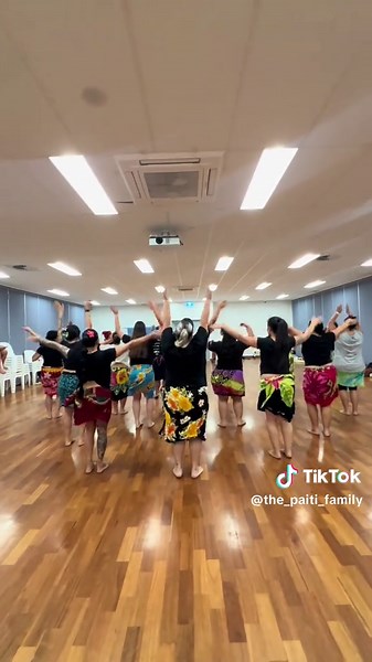 Incredibly Fun Polynesian Dance Class for Beginners