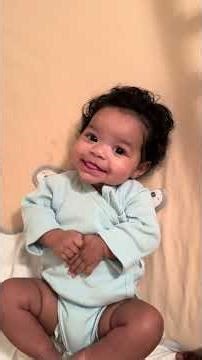 4 MONTHS OLD SAYS “HI DAD”