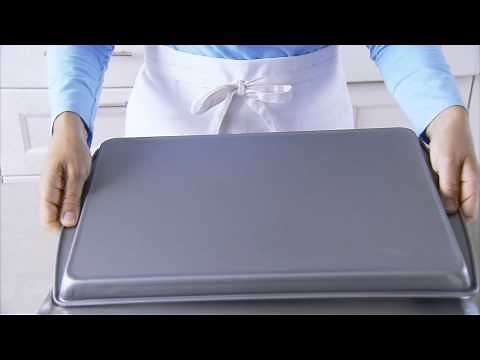 Baking Sheet Characteristics for Perfect Cookies
