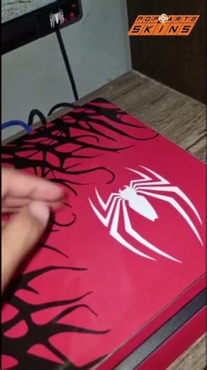 PS4 Slim Anti-Rage Skin - Spider-Man 2 Edition - Testimonial 3913 - Ezequiel Santos