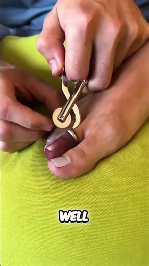 Remove a Stuck Ring in Seconds 😱