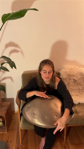 You heard what Lea said! Try your luck to win one of 10 handpans in our big raffle 🎟️ 🎉 Pantastic week is happening NOW! Want to discover our best deals of the year, and see exactly how to get your raffle tickets? 👀 Head over to our website, or comment "LEA" below and we'll send you your access! 👇 #Handpan #HandpanMusic #HandpanCommunity #HandpanPlayer #MasterTheHandpan #HangDrum #PantasticWeek #HandpanGiveaway #HandpanRaffle | Masterthehandpan.com