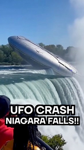 Imagine this… You’re standing at Niagara Falls on a quiet, sunny morning — nothing unusual except the roar of Horseshoe Falls and the usual wave of tourists taking photos. And then, in the middle of all that normality, the world seems to… bend. The first clip hits you with that shaky, panicked energy you can only get when someone turns their camera on after their brain stops working. People sprint along the observation rail, pointing, yelling, tripping over each other — and the camera finally lo