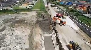 17K views · 158 reactions | Construction of the Eccles access road (Haags Bosch access road) is moving ahead smoothly. This road is critical to connecting Phases one and two of the Mandela to Diamond Four-Lane Highway. | News Room | Facebook