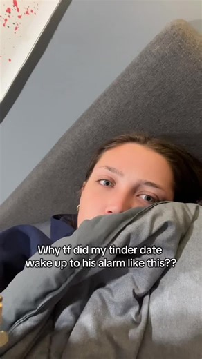 Apparently it’s the erly app😭 lowkey kinda smart. The alarm doesn’t stop until u show the app pushups for 15 seconds #alarm #erly #applealarmnotworking #wakeuphacks