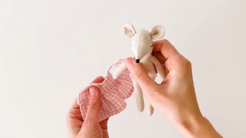 Handmade Mouse Doll, Miniature Stuffed Animal, Dollhouse Toy, Soft Plush Toy