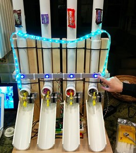 Build an Arduino-Powered Candy Vending Machine #ElectronicHalloween #Arduino #teamarduinocc