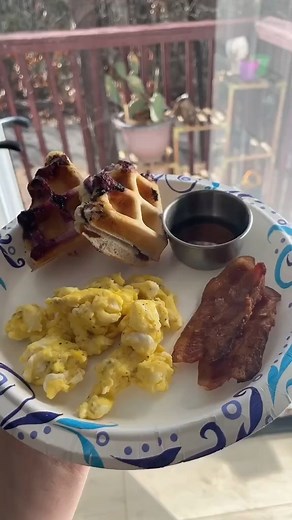 9.7K views · 221 reactions | blueberry stuffed waffles (i used canned biscuits to make the waffles) bacon & eggs  - - #food #foodporn #foodie #yummy #foodblogger #foodlover #foodies #restaurant #cooking #lunch #picoftheday #fyp #foryou #Nice #world #reelsusa #reelsuk #usareels #reelitfeelit #wow #creative | Christacelia | Facebook