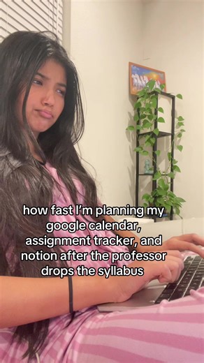 literally time to lock in I’m using brainly to complete all my assignments tho. #study #college #syllabusweek #googlecalendar #studytok