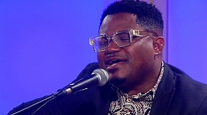 2.1K views · 56 reactions | O programa de hoje teve chave de ouro!  Reveja esta brilhante atuação ao vivo do cantor Maya Cool.  Desfrute do tema "Liguei"!  | Bem-Vindos - RTP África | Facebook